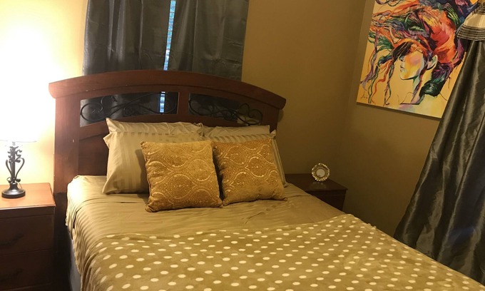 Beaumont House | Modern East End Home Easy Access Lamar Univ, Hospital Disctrict, and Mobile