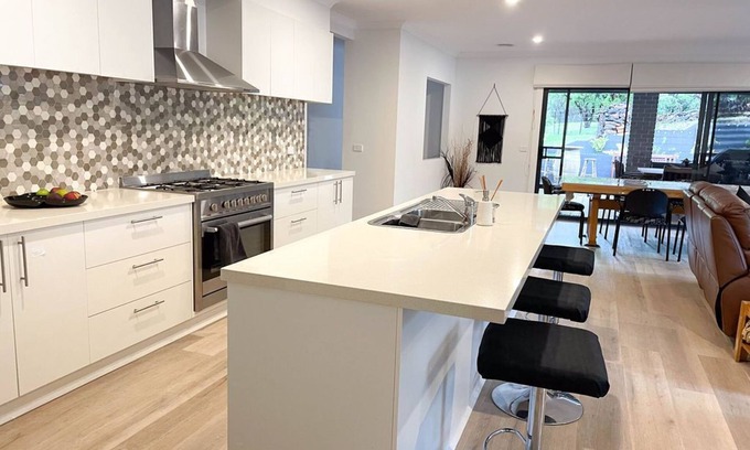 Cape Schanck House | Modern Family Escape with all the comforts of home - small dog friendly.