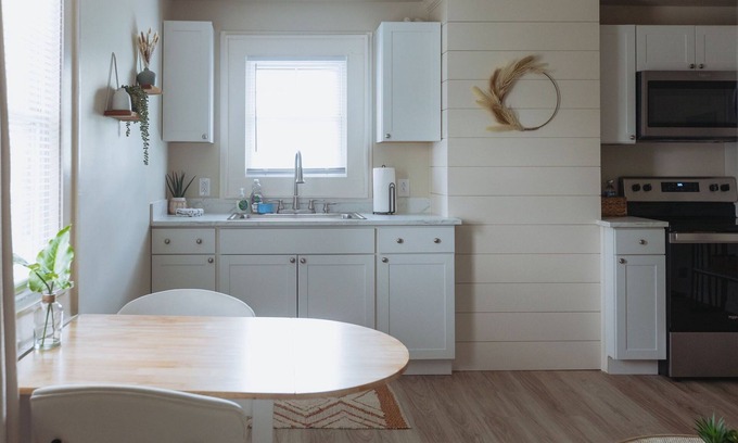 Johnson City Apartment | Modern Farmhouse Chic Apartment in Johnson City