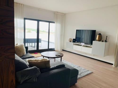 Corroios Apartment | Modern Flat near Lisbon