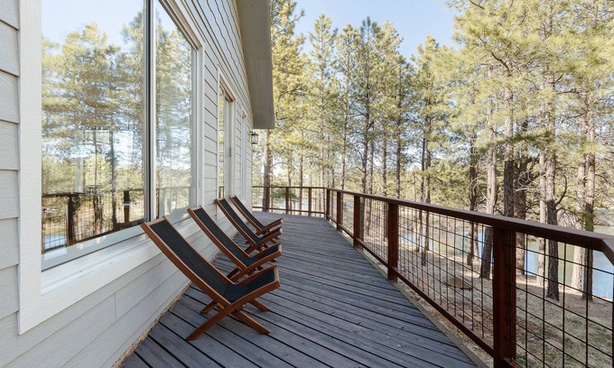 Greer House | Modern Greer Lake House with Hot Tub