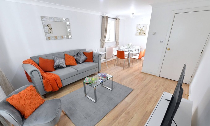 Northcote Apartment | Modern Ground Floor Apartment in Clapham Junction