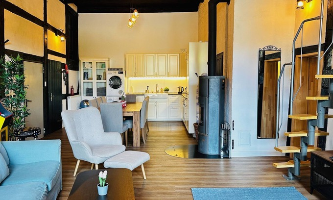 Region Hannover District House | Modern Historic 4 Bedroom House