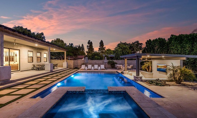 Camelback East House | Modern Home | Impressive Backyard | Heated Pool
