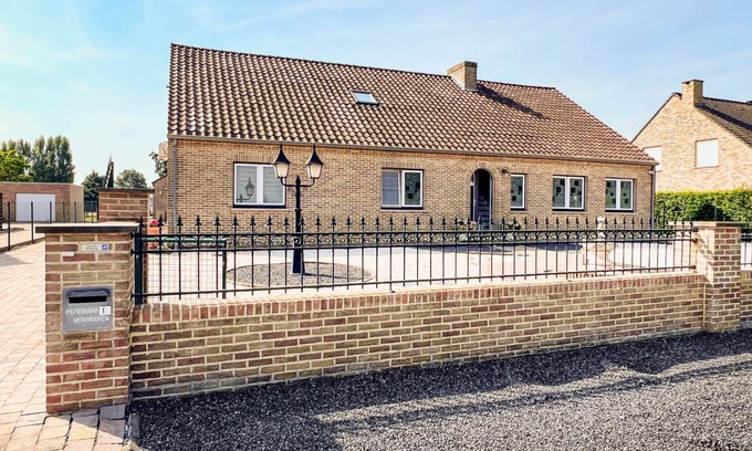 Rummen Apartment | Modern Loft with 2 bedrooms in Rummen