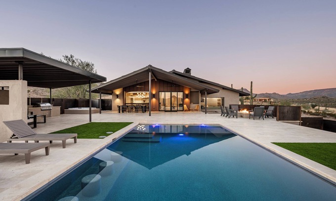 Cave Creek House | Modern Lookout - A Desert Point of View