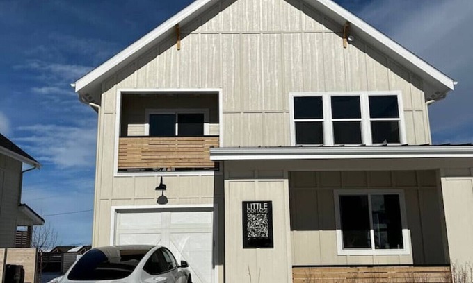 Bozeman House | Modern Lux Cottage, Mtn Views, Close to Downtown
