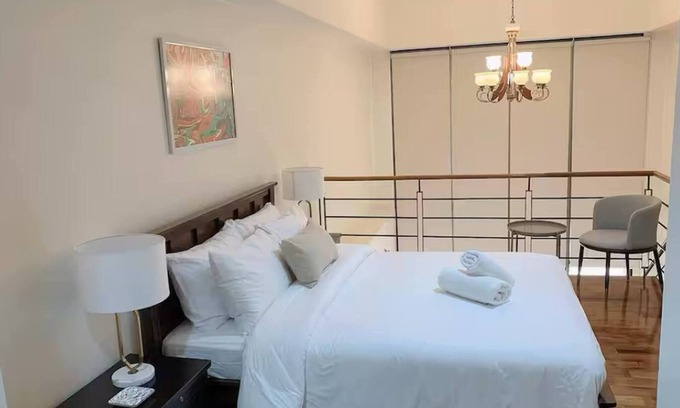 San Lorenzo Condo | Modern Makati Condo for Rent - City Views & Convenience