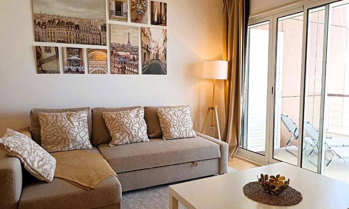 Telheiro Apartment | Modern Marina Apartment