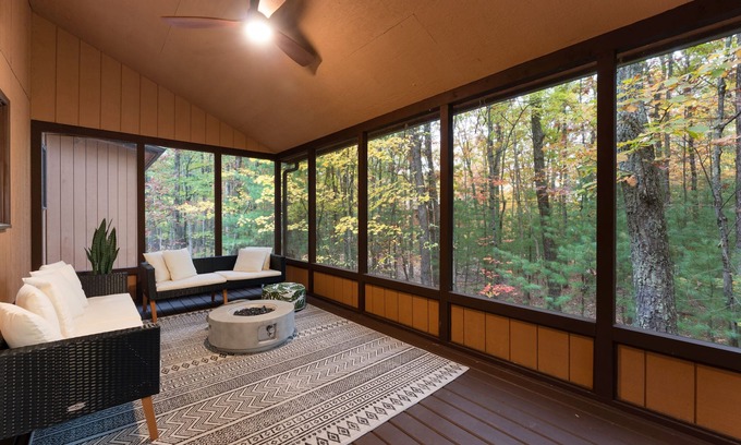 East Stroudsburg House | Modern Poconos Game House, Hot Tub, Fire Pit