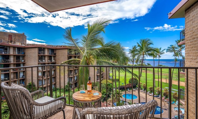 Kihei Condo | Modern & Polished Oceanfront Vistas