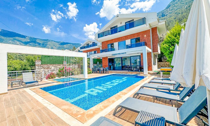 Oludeniz Villa | Modern private villa with pool close to Olu Deniz
