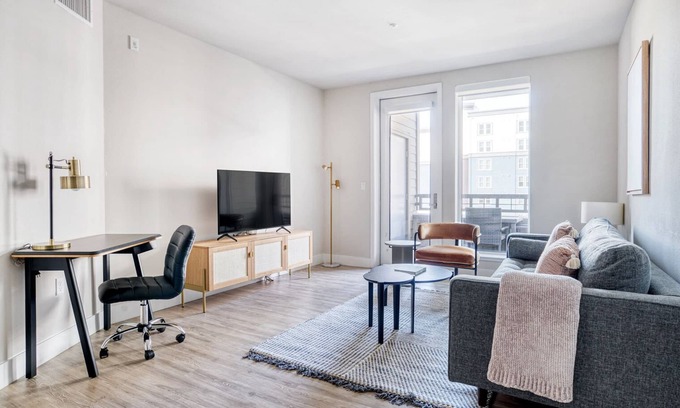 Centennial Apartment | Modern Redwood City 2BR w/Gym, Parking, walk to Caltrain, by Blueground
