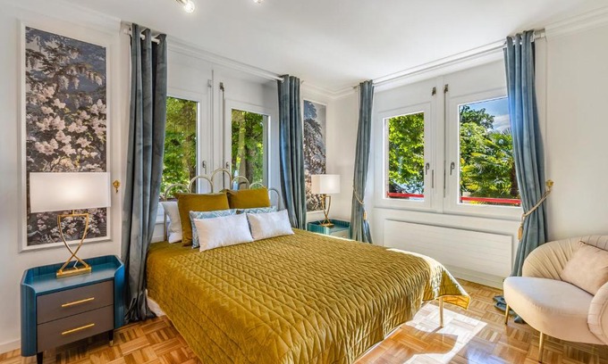 Montreux Apartment | Modern Renaissance studio – Lakefront