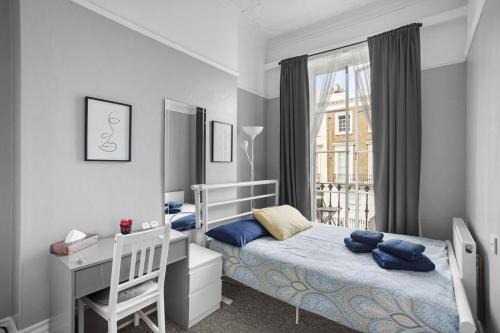 Warwick House | Modern Rooms in Central London