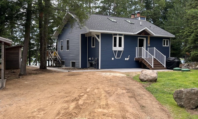 St Germain Cabin | Modern Rustic Lake House- - ON SITE PONTOON RENTAL available!