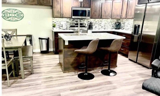 Columbia House | Modern Seclusion