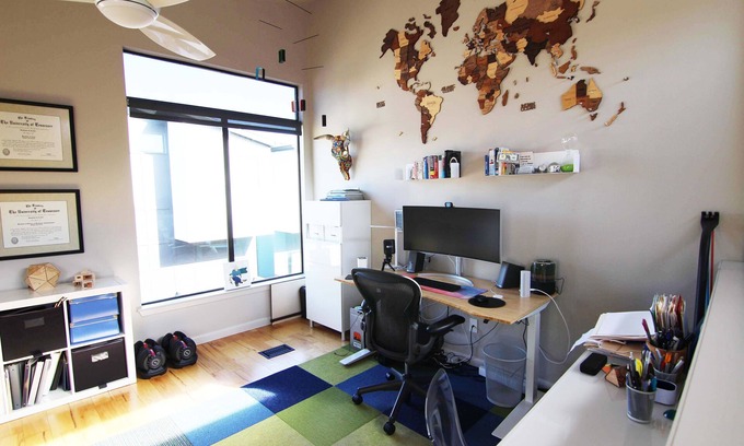 Dawson House | Modern SoCo Gem 2BD/2.5BA Urban Oasis in Great Location - Corporate Housing