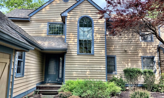 Buck Hill Falls House | Modern Spacious Buck Hill Falls 3BR, Monthly Rate