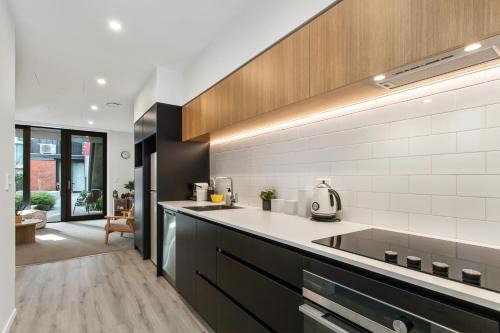 Christchurch City Centre Apartment | Modern Stylish New 3 Mins CBD