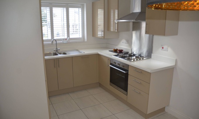 Witney House | Modern Townhouse Near Oxford and Blenheim