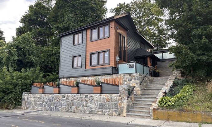 Highland Falls House | Modern West Point House near USMA - 3 bed, 2 bath with Hot tub & Fire pit!