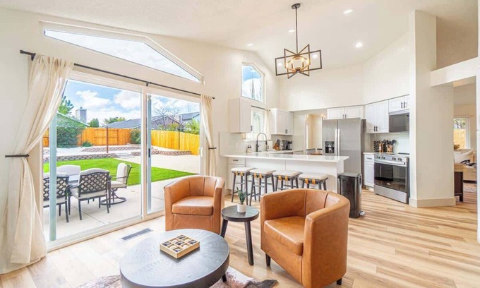 Northwest Reno House | Modern Western Retreat Pet Friendly 4 Bed 2 Bath