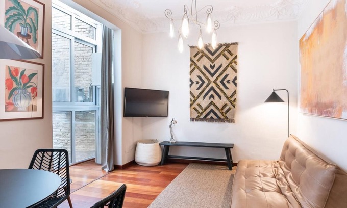 Dreta de l'Eixample Apartment | Modernist apartment in the best location