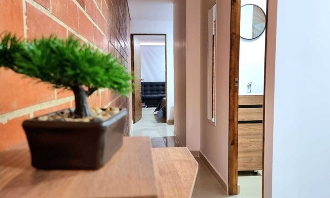 La America Apartment | Moderno apartamento en Medellín, cerca del metro, la Vía San Juan y el estadio.