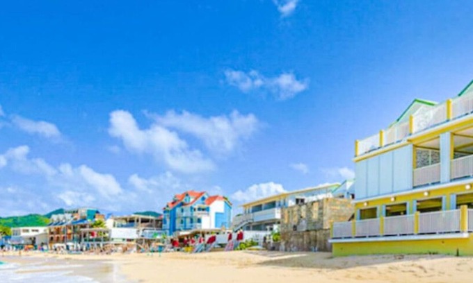 Grand Case Villa | Mogador Beach House luxury and uniqueness in Grand Case