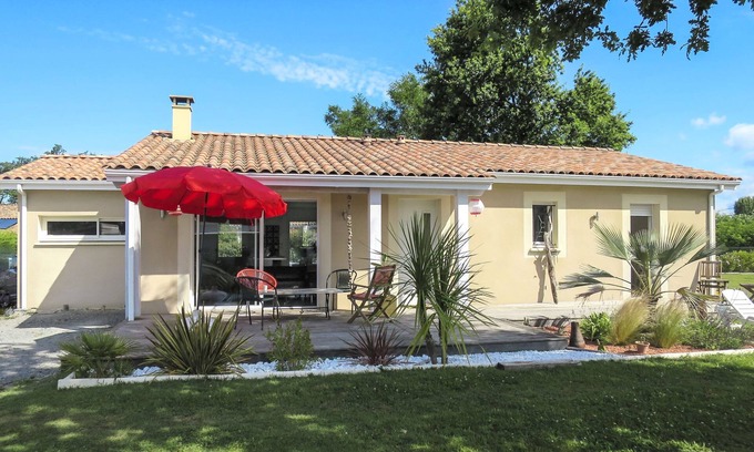 Carcans House | Mogador by Interhome