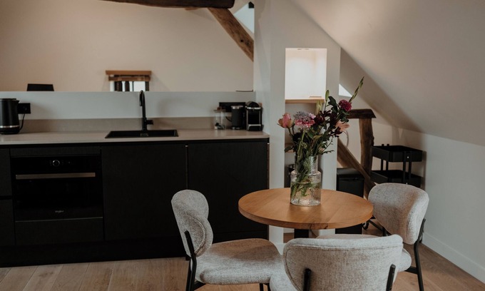 Boekt Apartment | Molhemhoeve - attic room