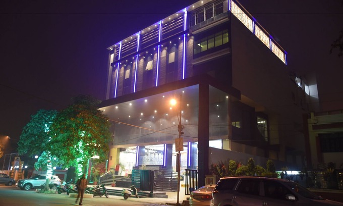 Alambagh Hotel | Moments