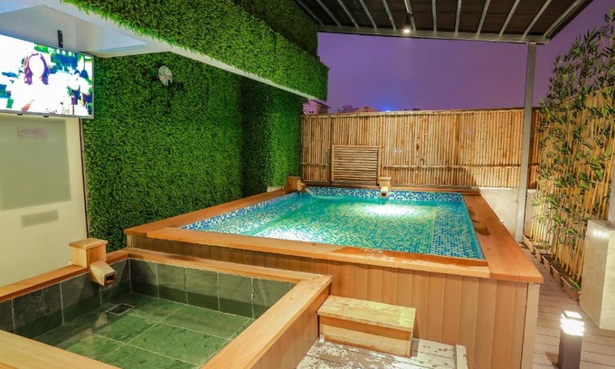 Cong Vi Hotel | Momizi Business Hotel