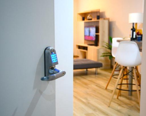 Nunez Apartment | Montañeses 2830 Modern Flat