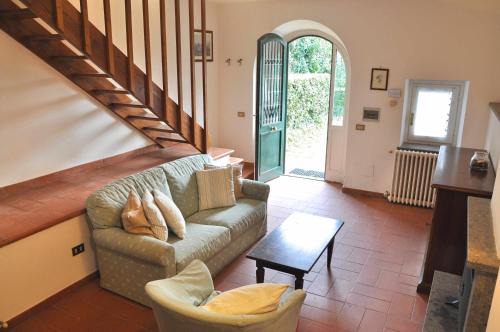 Capranica Apartment | Montecasciano - Rosa