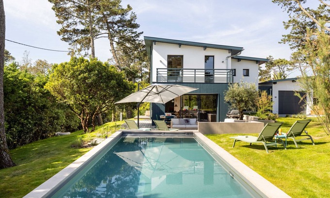 Anglet Ski Chalet | MONTEREY- Villa, Pool, Chiberta Anglet - BARNES