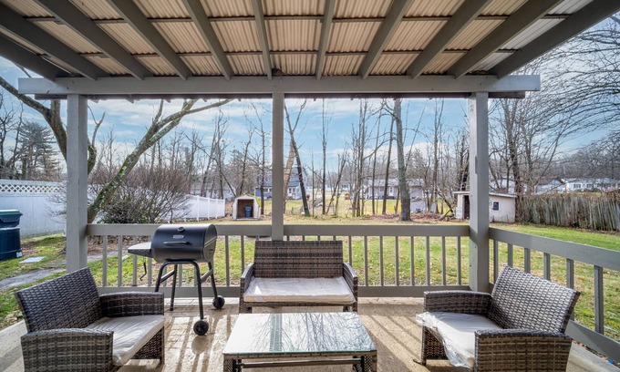 Warwick House | Monthly Rental, In Warwick