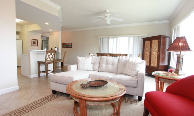 Gulf Shores Condo | Monthly & yearly rental, pool, gym, pier, boat slip & More