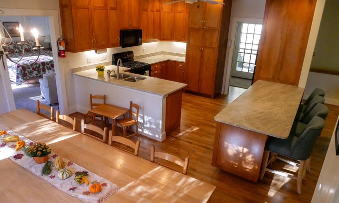 Black Mountain Cottage | Montreat is as Close to Heaven as You Can Get!
