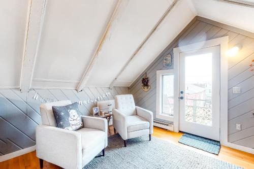 Provincetown Hotel | Monument View