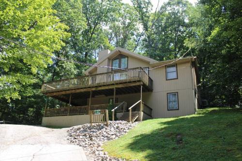 Logan House | Moonbeam Chalet