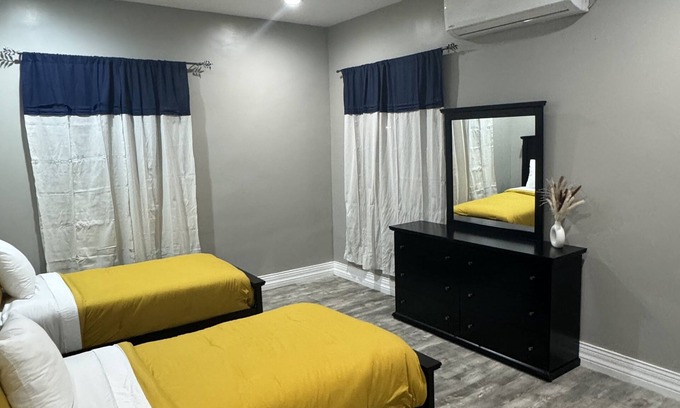 Nassau Apartment | Morden spacious Town House w/jacuzzi , free parking, and free WiFi