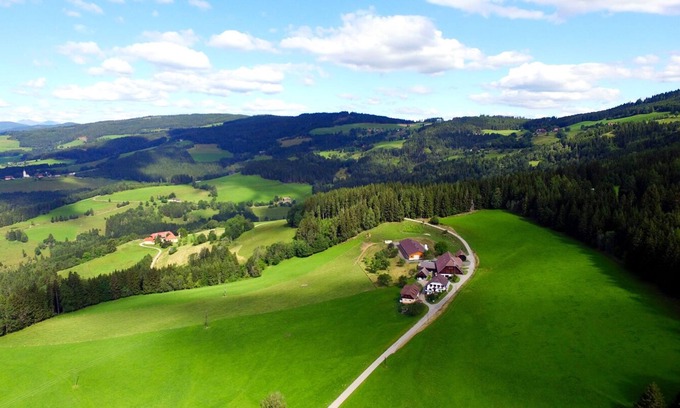 Straßburg Apartment | Morning sun - holiday at the organic farm Spendier