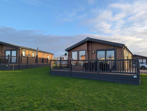 Great Yarmouth Resort | Morrelo View 24, Cherry Tree Holiday park.