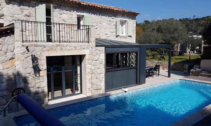 Mougins Villa | Mougins Mas lumineux vue sur le village
