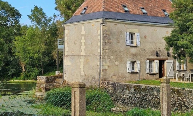 Rivarennes House | Moulin de Charme Touraine #insolite #nature