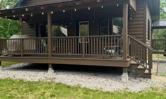 Bartlett House | Mount Washington Valley Home/Storyland/Hiking/Saco/EV Charger