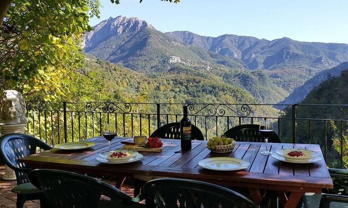 Casoli Cottage | Mountain cottage with great views in friendly village with restaurant.