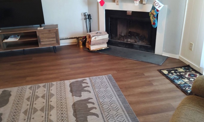 Banner Elk Condo | Mountain Escape Overlook Wedding Barn Discount - 3217